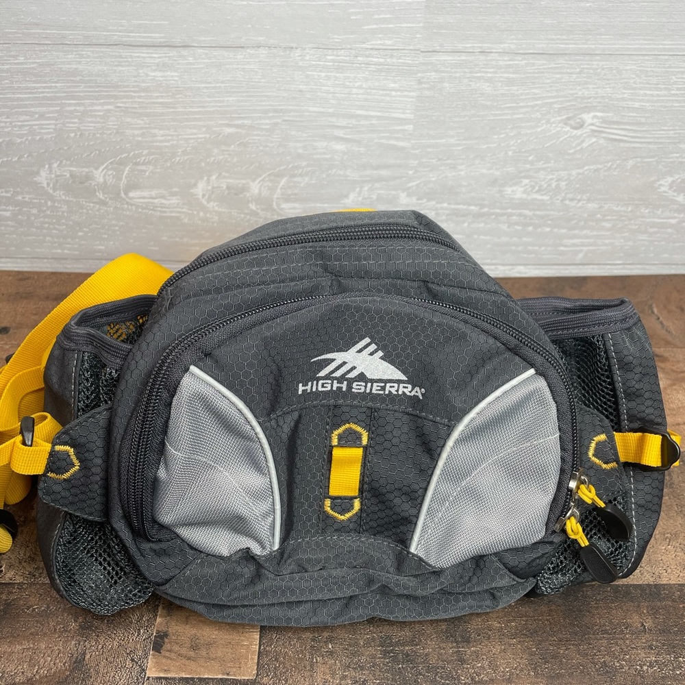 High Sierra Adjustable Hiking strap bag